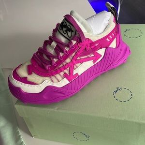 Brand new off white odsy 1000 white fushcia